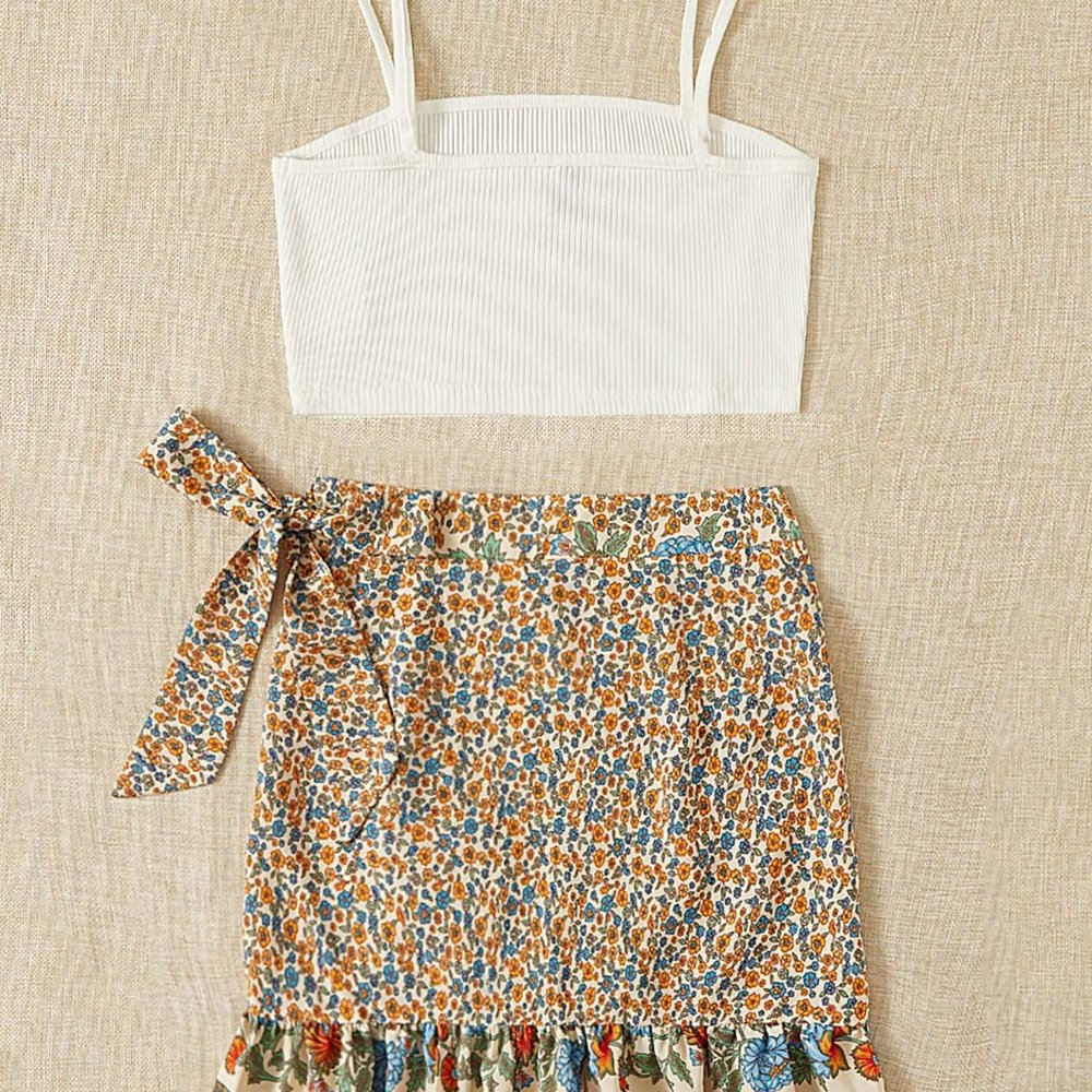 New 2pc set Rib Knit Cami Crop Top & Ditsy Floral Print Wrap Hem Skirt Set - Picture 5 of 5